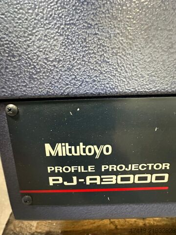Proyector de perfil Mitutoyo PJ-A3000