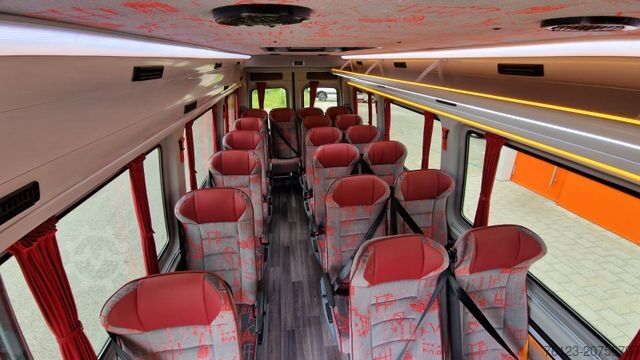 Minibus MERCEDES-BENZ Sprinter 415 ,19 SS Sonderpreis in Stock