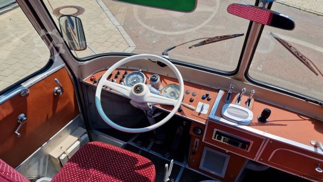 Motor coach SETRA Kässbohrer Setra S 6, S 9 Oldtimerbus Oldi