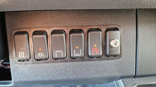 Minibus MERCEDES-BENZ 515 Sprinter 22 Schlafsessel Vorlauffahrzeug 2x