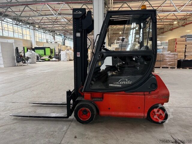 Carrello elevatore Linde E18P-02