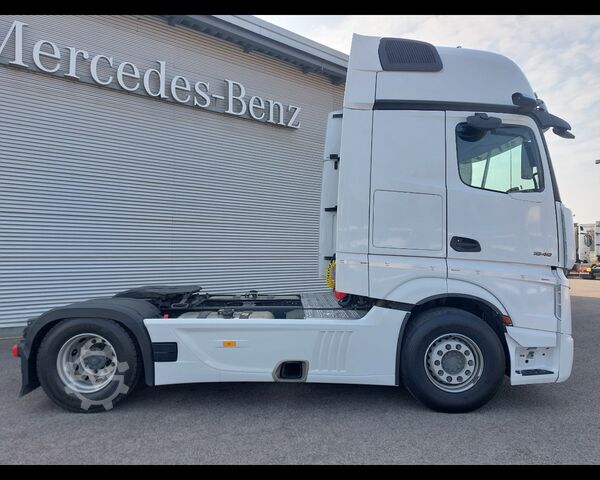Tractor estándar MERCEDES-BENZ Actros 5 18 4x2 - Actros 5 1848 LS 4x2