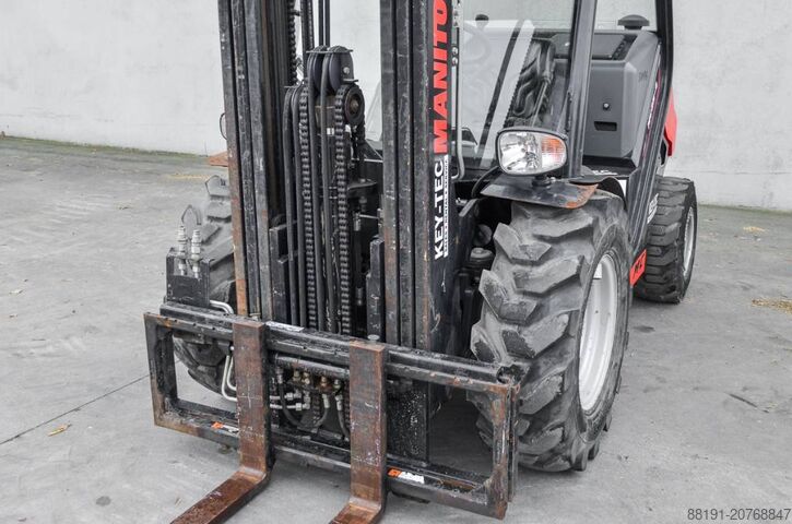 Wózek widłowy Manitou MC 25-4 D