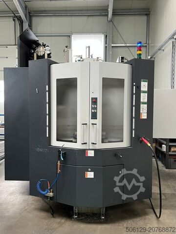 Pionowe centrum obróbcze Starrag HEC 400 F