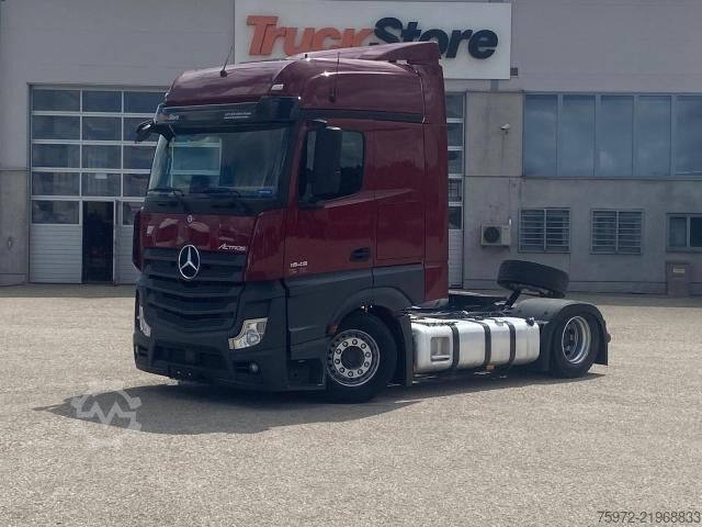 Standardowy ciągnik siodłowy  Actros 1845 LS nRL Low Liner