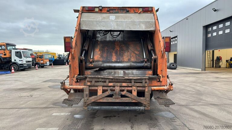 Vuilniswagen MAN 18.285 (GARBAGE TRUCK / TOP CONDITION / 6 CYLIN...