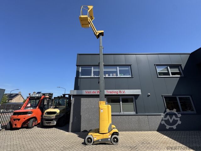 Haulotte Star 10 elektrisk mastlift / vertikal bomlift med 10 m arbejdshøjde, årgang 2012 HAULOTTE Star 10 Electric Masthoogwerker / Vertical Boom lift 10M werkhoogte 2012