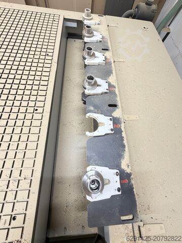 Centro de mecanizado MULTICAM 300 Series