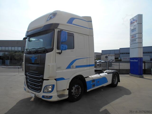 Standardni tegljač DAF XF 460 FT - SUPER SPACE CAB