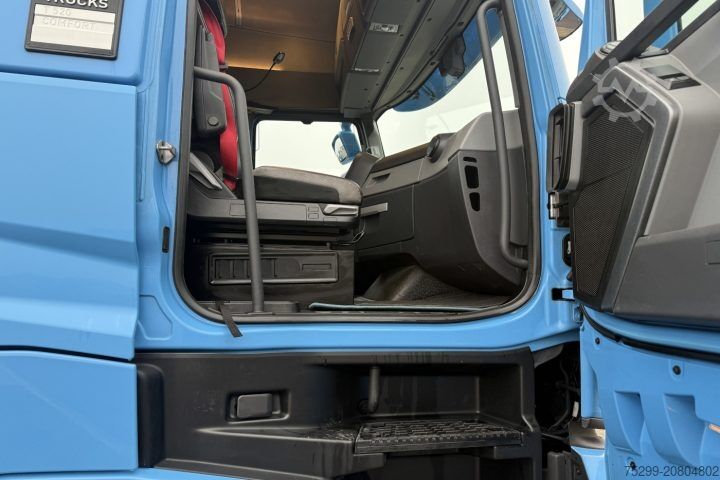 Standardní tahač Renault T520 6x2 Kipphydraulik / Swiss-Vehicle