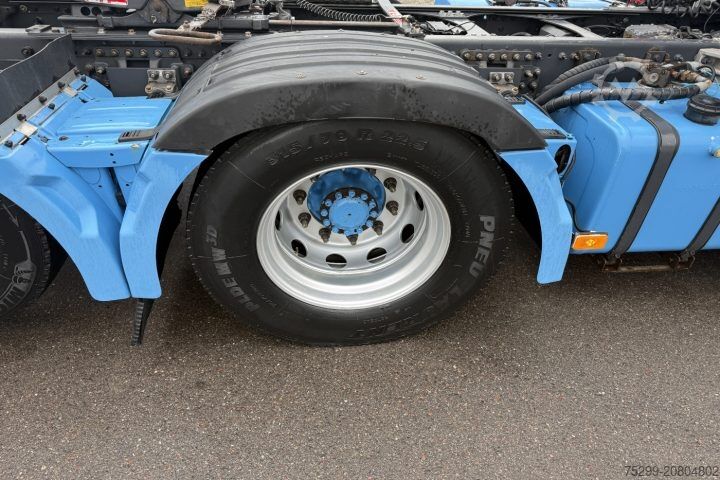 Standardní tahač Renault T520 6x2 Kipphydraulik / Swiss-Vehicle