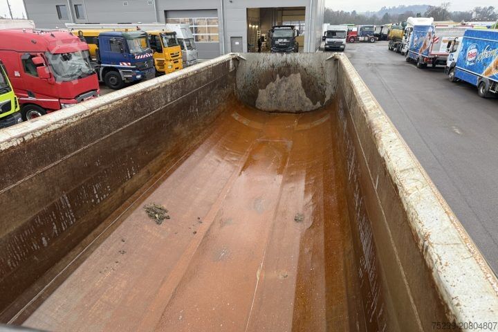 Tiptrailer Schwarzmüller SPA 3/E Kipper / Swiss-Vehicle