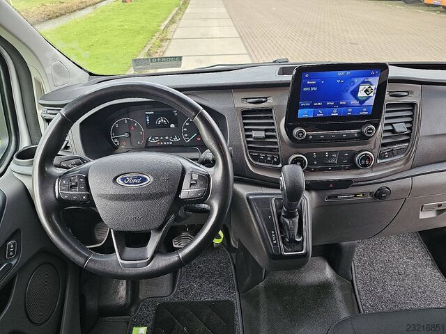 FORD TRANSIT CUSTOM 2.0 L1H1 Dubbele Cabine Automaat Navi Airco Trekhaak Camera WP-Inrichting Euro6 FORD TRANSIT CUSTOM 2.0 L1H1 Dubbele Cabine Automaat...