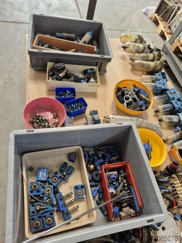 Spare parts Ersatzteile 