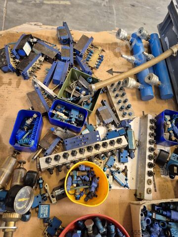 Spare parts Ersatzteile 