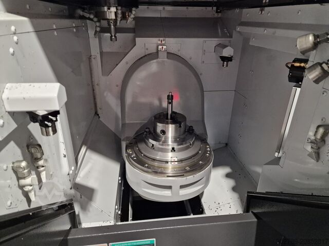 Universal machining center Mori Seiki