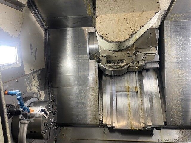 Centru de strunjire și frezare CNC Okuma Multus B300W