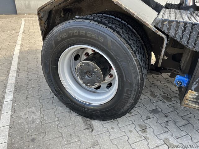 Estándar-SZM Terberg YT 182 / Terminal Tractor / Airco / Cummins