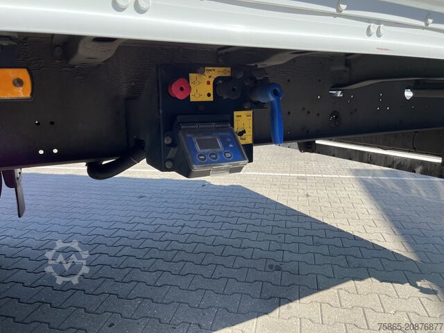 Koffer Schmitz Cargobull SCB S2 / Box Trailer / 2 axle Disk / NL Trailer...