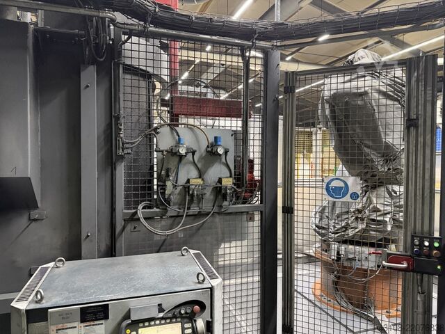 Automatická robotizovaná tryskací zařízení Rösler Doppel-Strahlanlage