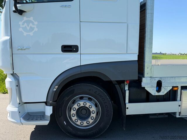 Furgão transportador de automóveis DAF XF 480.26