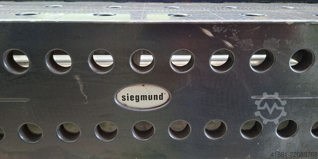 Stół zaciskowy, prostujący i spawalniczy SIEGMUND Professional 750