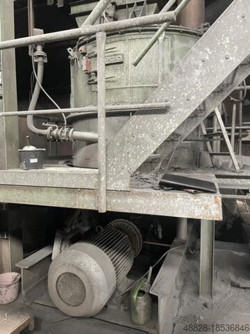 Gieterijmachine Giesserei Lomm 