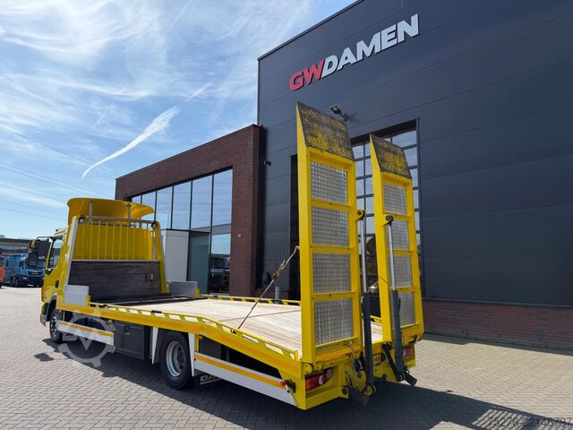 Autószállító furgon DAF LF 45 Machinetransporter Hydraulic ramps 48.000 km