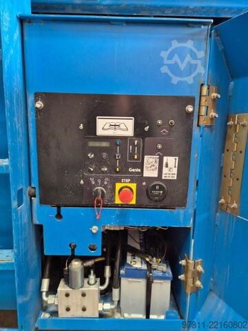 Elevador de tijera Genie GS-3390 RT