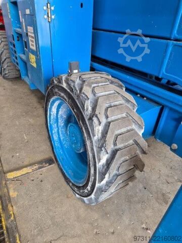 Podnośnik nożycowy Genie GS-3390 RT