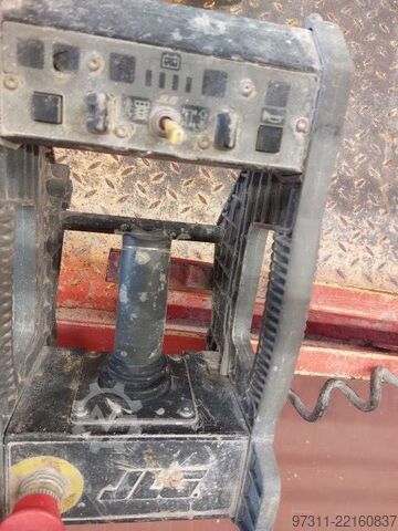 Elevador de tesoura JLG 2646ES
