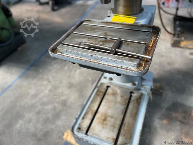 Taladro de columna INFRAETIREA ORADEA G 16