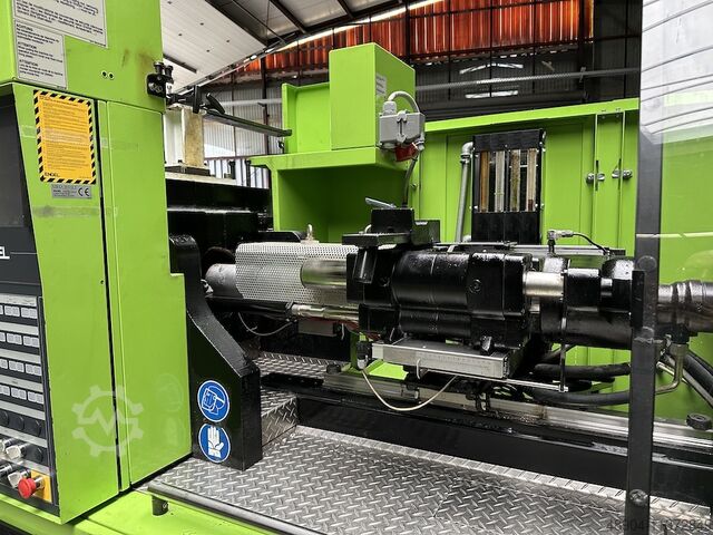 Injection molding machine Engel 200/80 Tech CC200 m. Geiger Robot