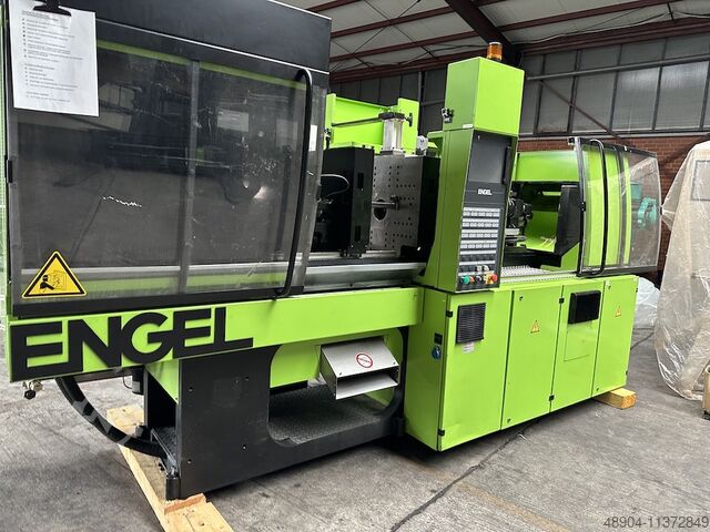 Injection molding machine Engel 200/80 Tech CC200 m. Geiger Robot