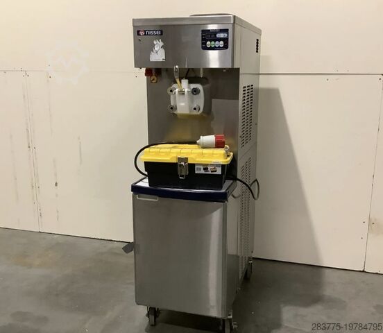 Maszyna do lodów świderków Nissei NA3331
