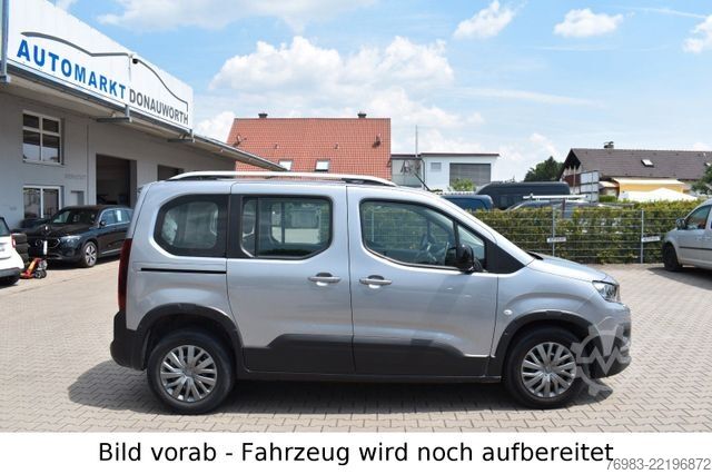 Obytný vůz PEUGEOT BlueHDI 100 Allure Navi Standhzg Camping