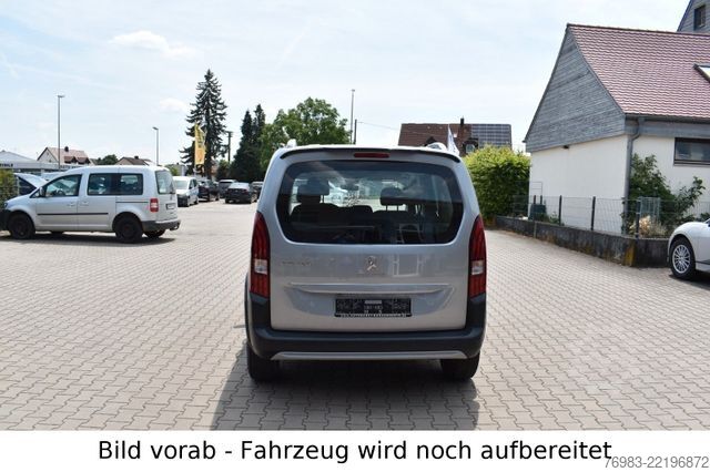 Obytný vůz PEUGEOT BlueHDI 100 Allure Navi Standhzg Camping