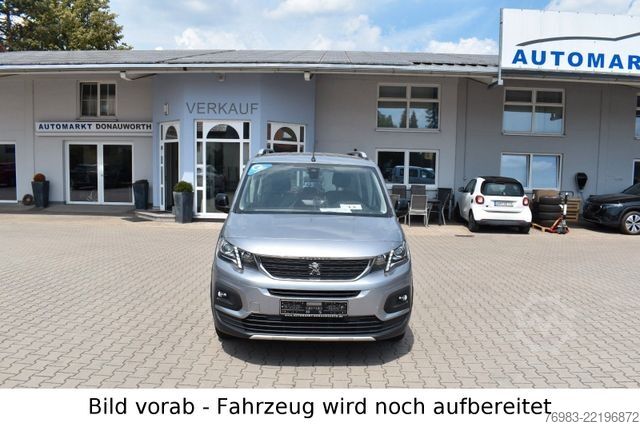 Obytný vůz PEUGEOT BlueHDI 100 Allure Navi Standhzg Camping