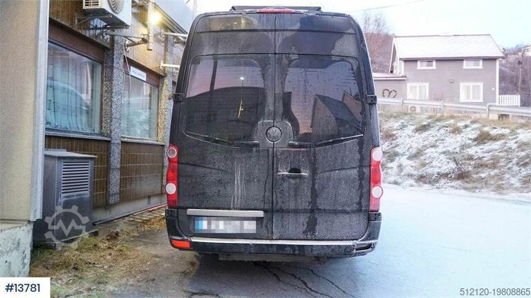 Minibuss Volkswagen Crafter 17 seater mini bus