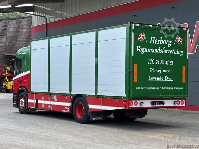 Camion pentru transport bovine SCANIA P410 4x2LL HFR 1.Stock Viehzug/NAVI/KLIMA/ALU