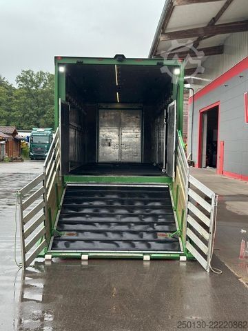 Camion pentru transport bovine SCANIA P410 4x2LL HFR 1.Stock Viehzug/NAVI/KLIMA/ALU