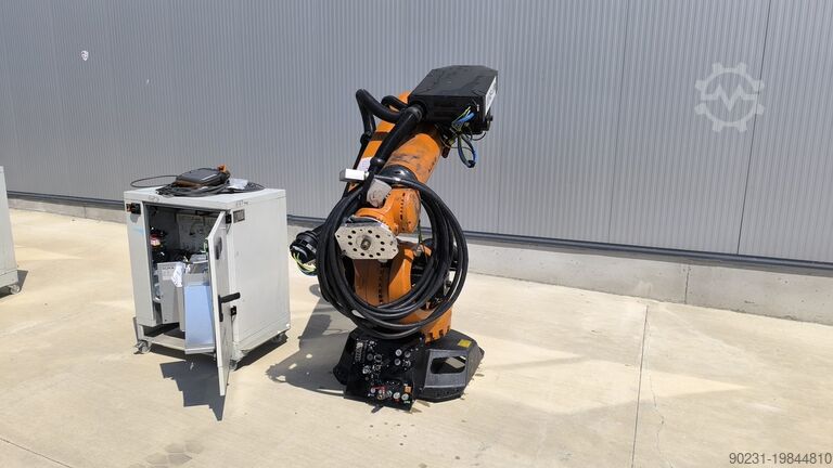 Endüstriyel Robot KUKA KRC4 KR 210 R3100 2013 MODEL TESTED
