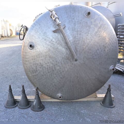 Depósito de presión vertical de 6200 litros hecho de acero inoxidable V4A Edel K0199