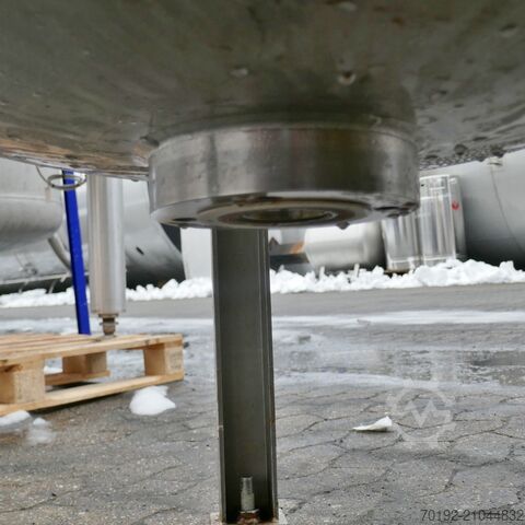 Depósito de presión de 530 litros fabricado en acero inoxidable V4A INOX - MAURER AG B0123