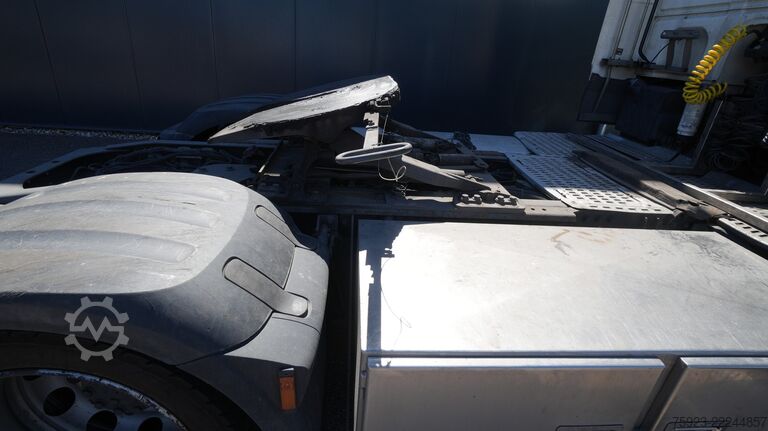 Volumen SCM DAF XF 480 ssc mega tractor unit