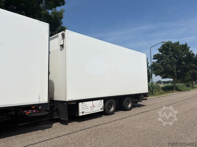 Transporte refrigerado/congelado Burg BPM 00-18 TCZXX Mitsubishi Fridge / Loading Lif...