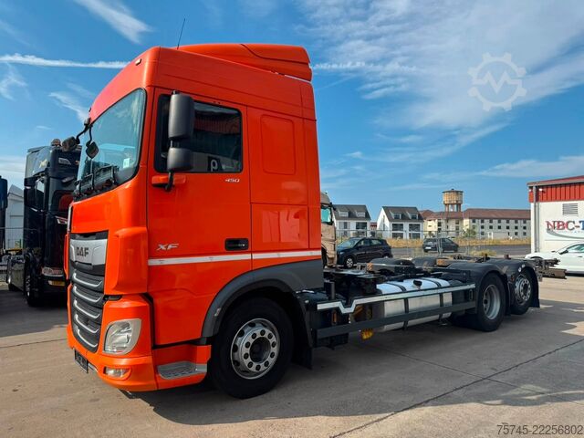 Değiştirilebilir kasalı kamyon DAF XF 450 * RETARDER * AHK 2 X * SPACE CAP *
