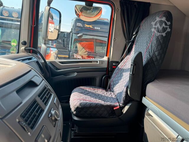 Değiştirilebilir kasalı kamyon DAF XF 450 * RETARDER * AHK 2 X * SPACE CAP *