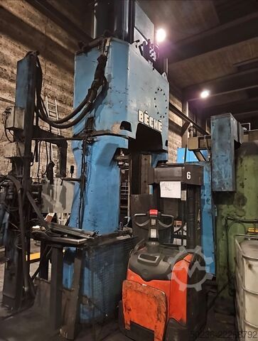 Presse de forge Beche KGH 315