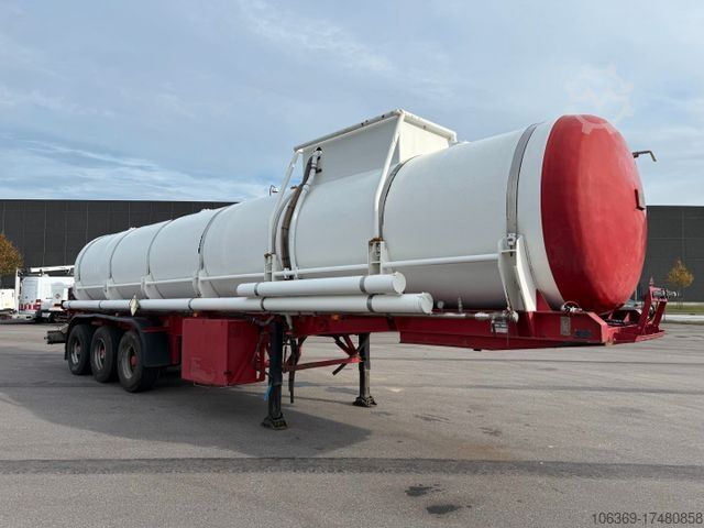 Semi-reboque tanque Blumhardt 3 axle 29.000 L ADR Tanktrailer